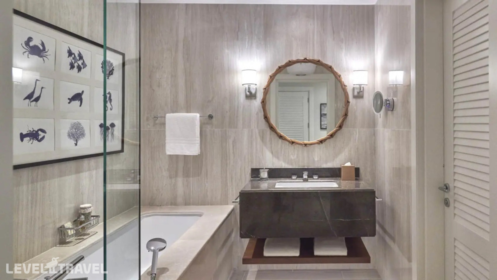 фотографии номера Двухместная Villa with Private Pool c 1 спальней с видом на море двуспальная кровать отеля Four Seasons Hotel Alexandria At San Stefano в Египет(Александрия) - фото №5