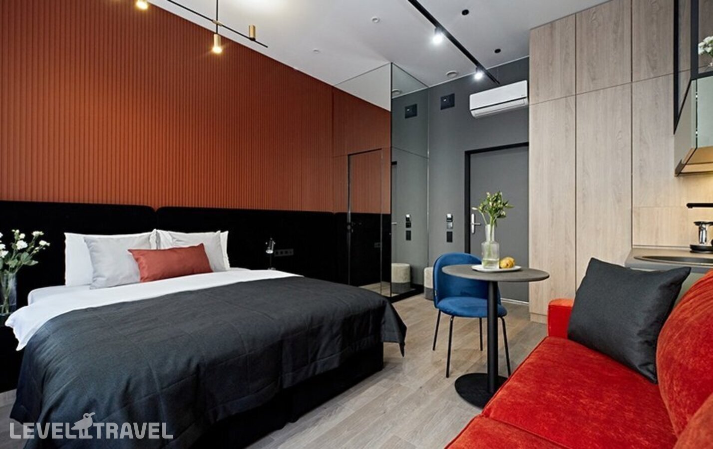 фотографии номера Семейная студия с видом на внутренний двор отеля Terraplace By Mix Hotels в Россия(Центральный район) - фото №3
