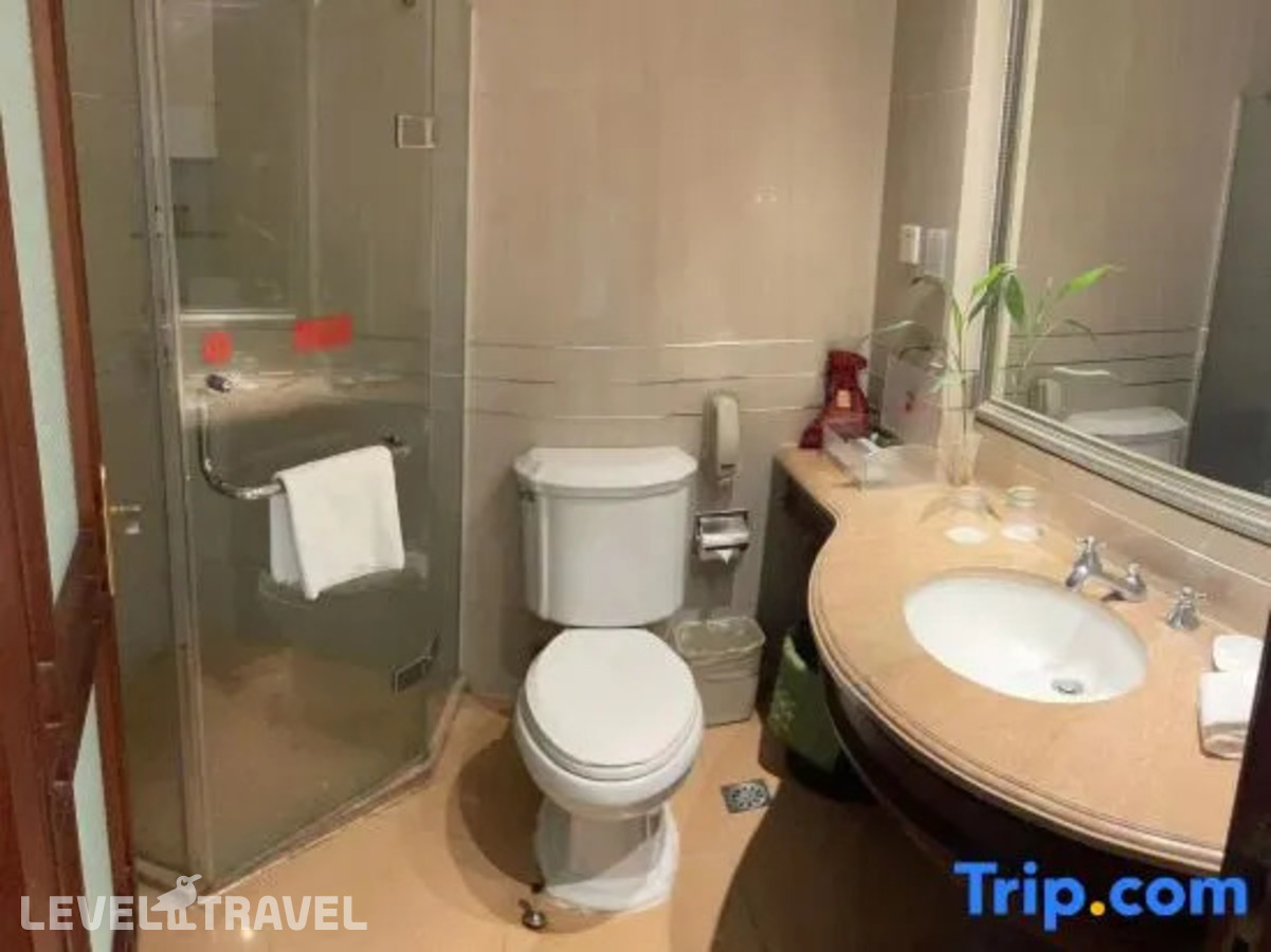 фотографии номера Улучшенный (две односпальные кровати) отеля Sanya Jinjiang Baohong Hotel Annex Building в Китай(Дадунхай Бэй) - фото №6