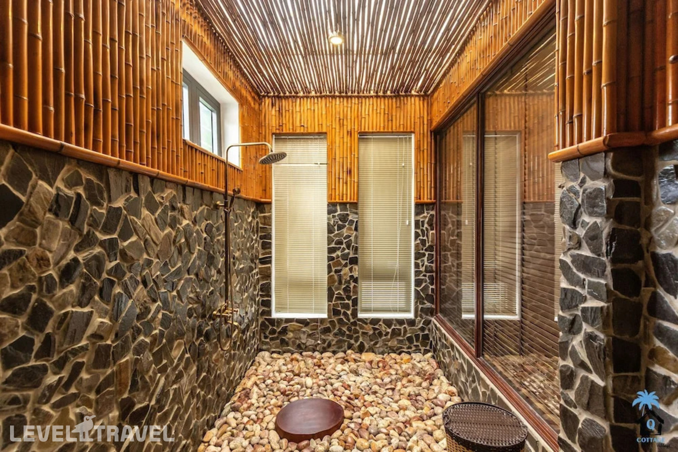 фотографии номера Двухместный номер Premium с видом на сад двуспальная кровать отеля Cottage Village в Вьетнам(Фукуок) - фото №9
