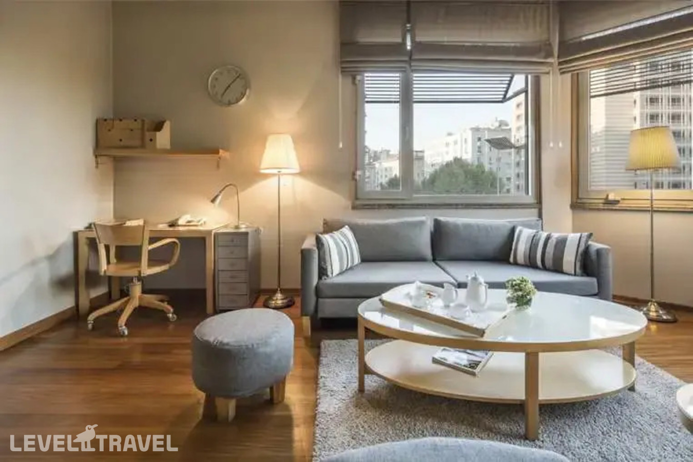 фотографии номера Люкс Avenue с видом на парк Taksim Gezi отеля Taxim Suites Hotel в Турция(Бейоглу) - фото №8