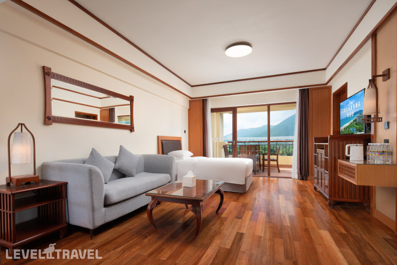 фотографии номера Семейный с видом на море (зона 2) отеля Horizon Resort & Spa в Китай(Ялонг Бэй) - фото №1