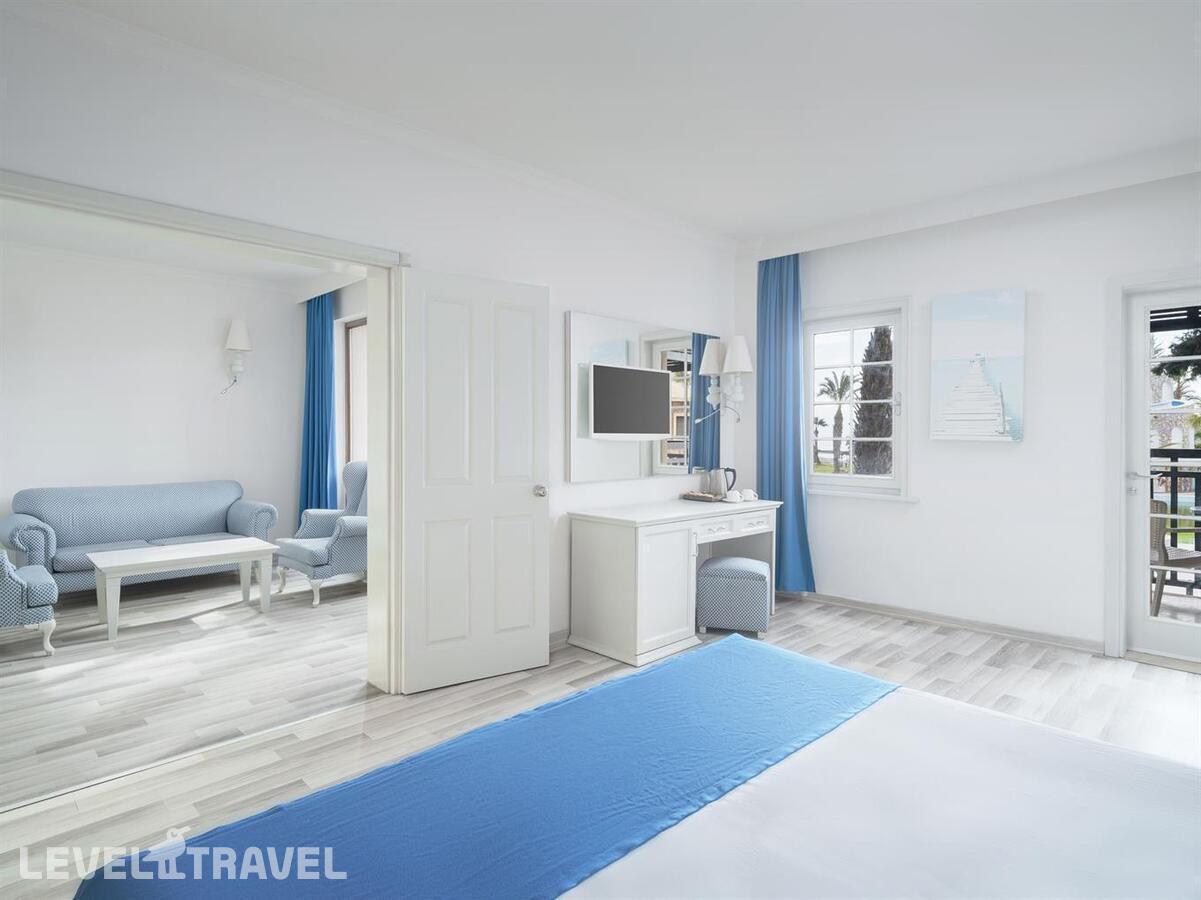 фотографии номера Люкс отеля Selectum Collection Bodrum (Ех. Kairaba Bodrum Imperial) в Турция(Ортакент) - фото №3