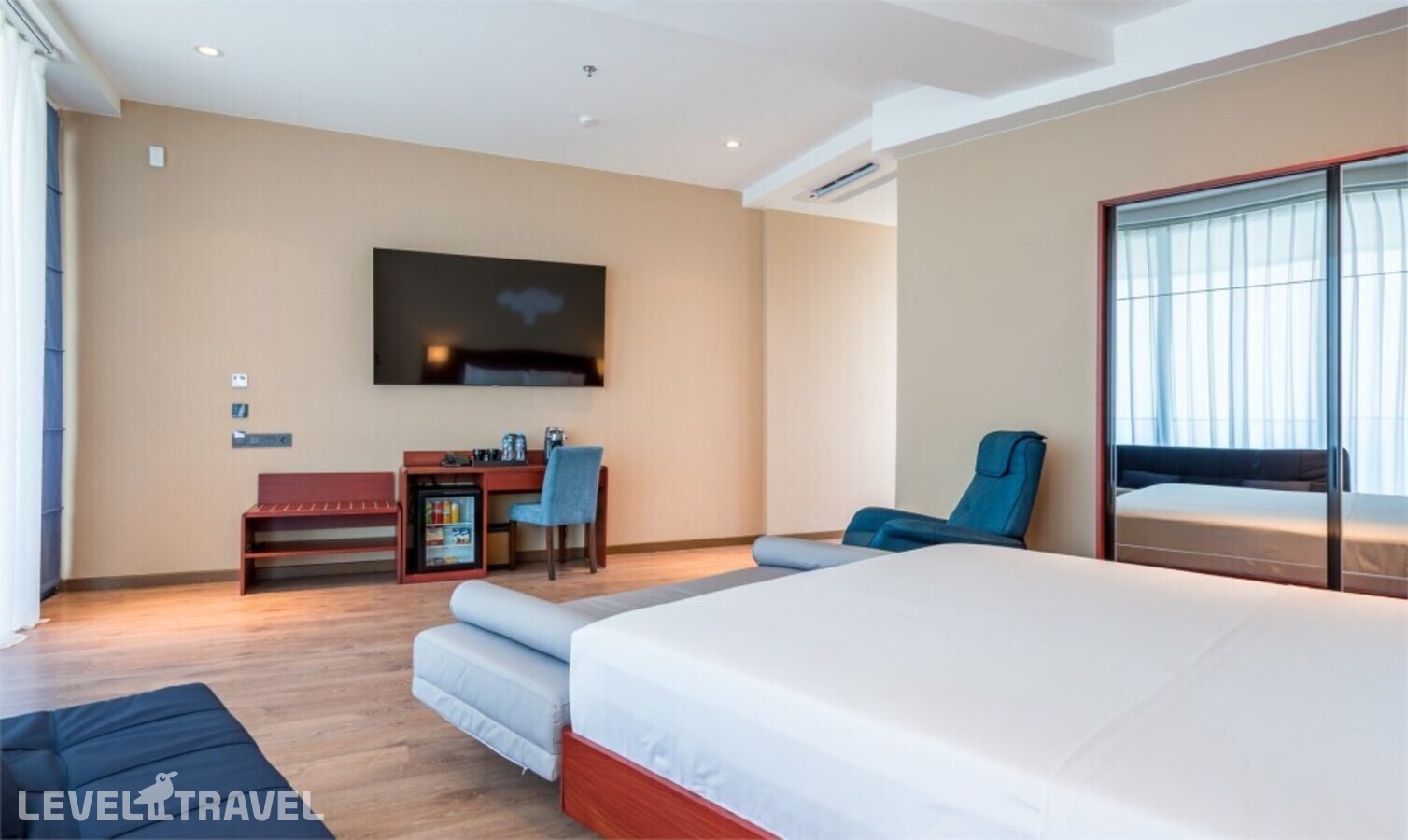 фотографии номера Номер Премьер отеля Litz Resort в Грузия(Квариати) - фото №1