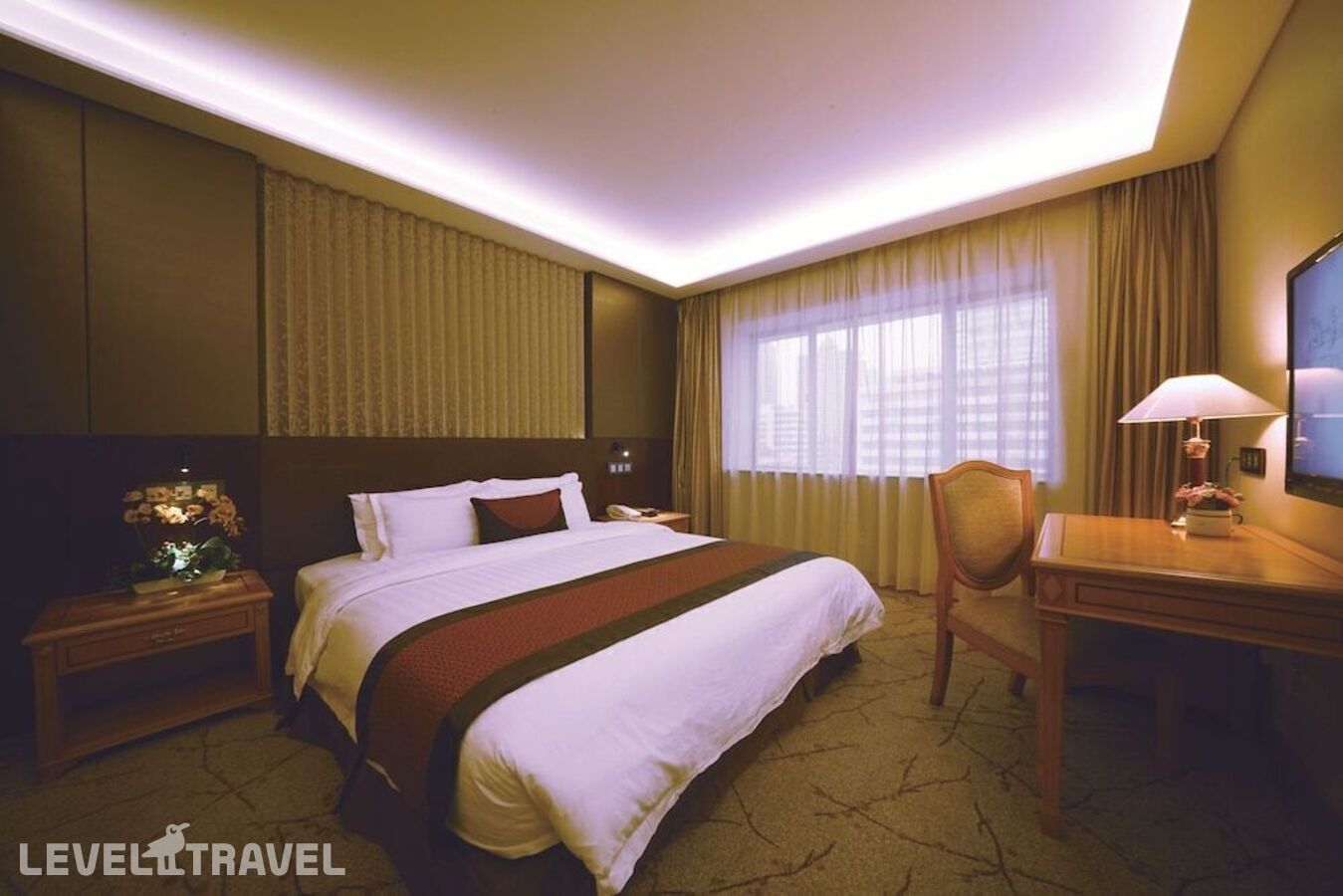 фотографии номера Люкс отеля Guangdong Hotel в Китай(Гуанчжоу) - фото №1