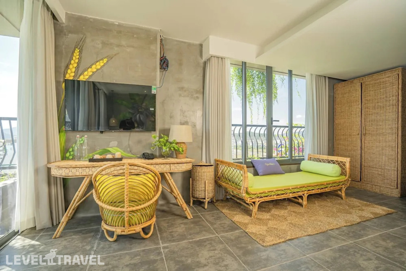 фотографии номера Стандартный номер отеля The Signature Hotel Nha Trang в Вьетнам(Нячанг) - фото №3