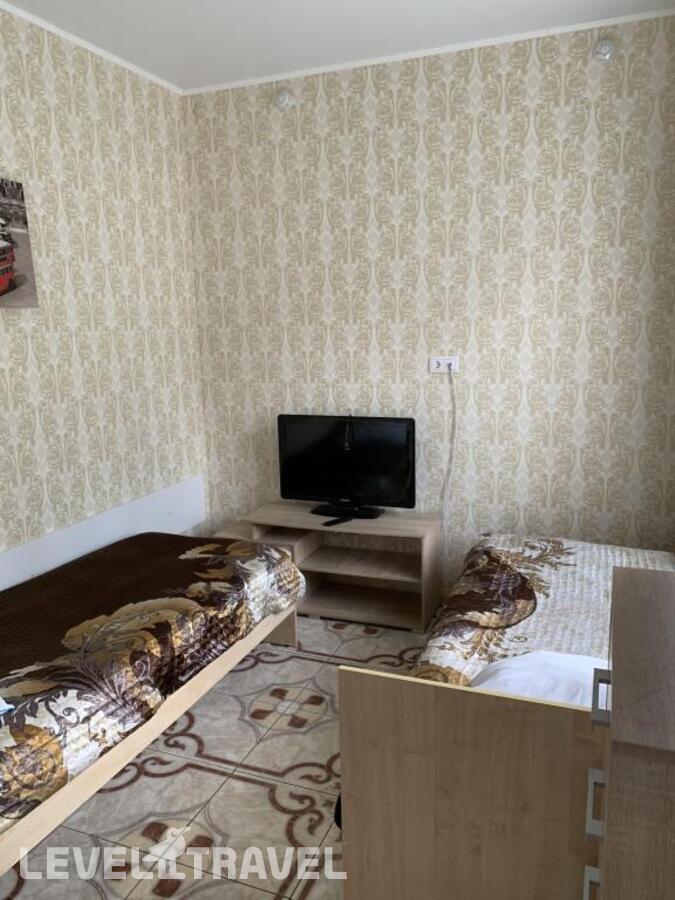 фотографии номера Стандартный (две односпальные кровати) отеля Звездочка в Россия(Барнаул) - фото №1