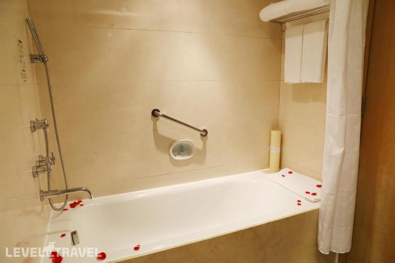 фотографии номера Улучшенный (две односпальные кровати) отеля Jianguo Hotel Guangzhou в Китай(Гуанчжоу) - фото №5