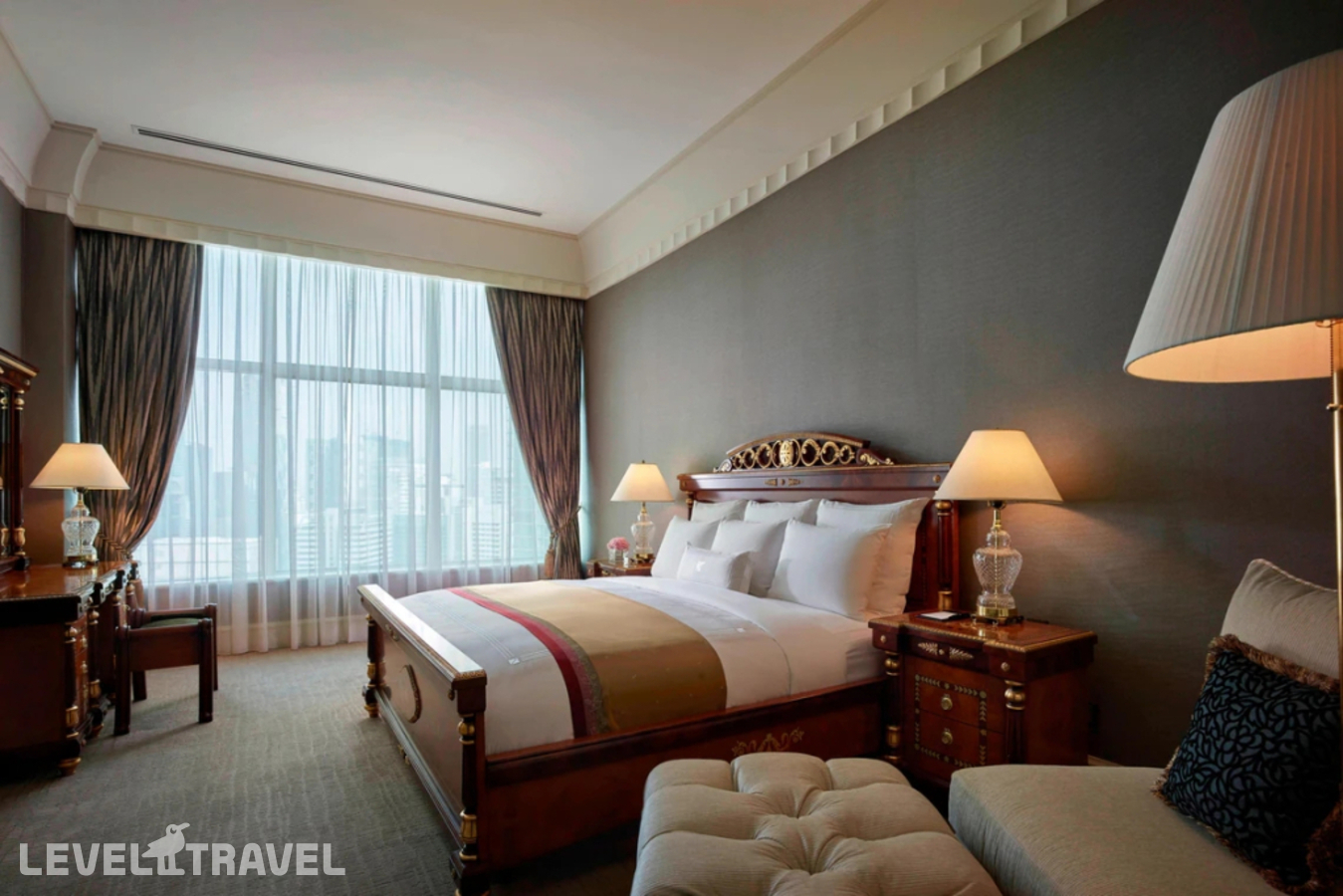 фотографии номера Двухместный люкс VIP c 1 комнатой двуспальная кровать отеля Jw Marriott Kuala Lumpur в Малайзия(Куала-Лумпур) - фото №1