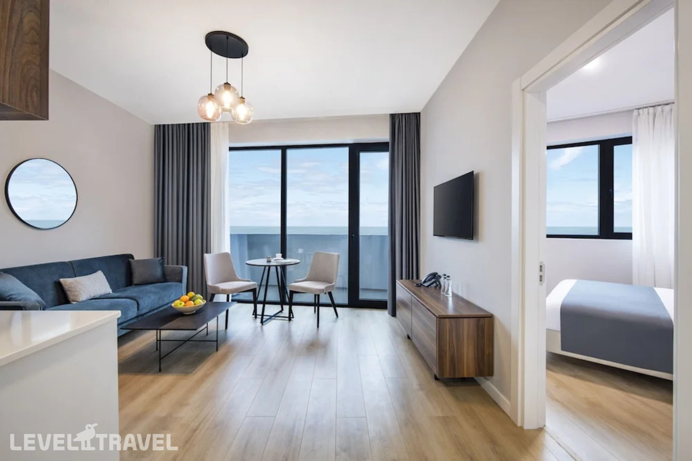 фотографии номера Улучшенные апартаменты отеля Steps Batumi Hotel & Suites в Грузия(Батуми) - фото №5