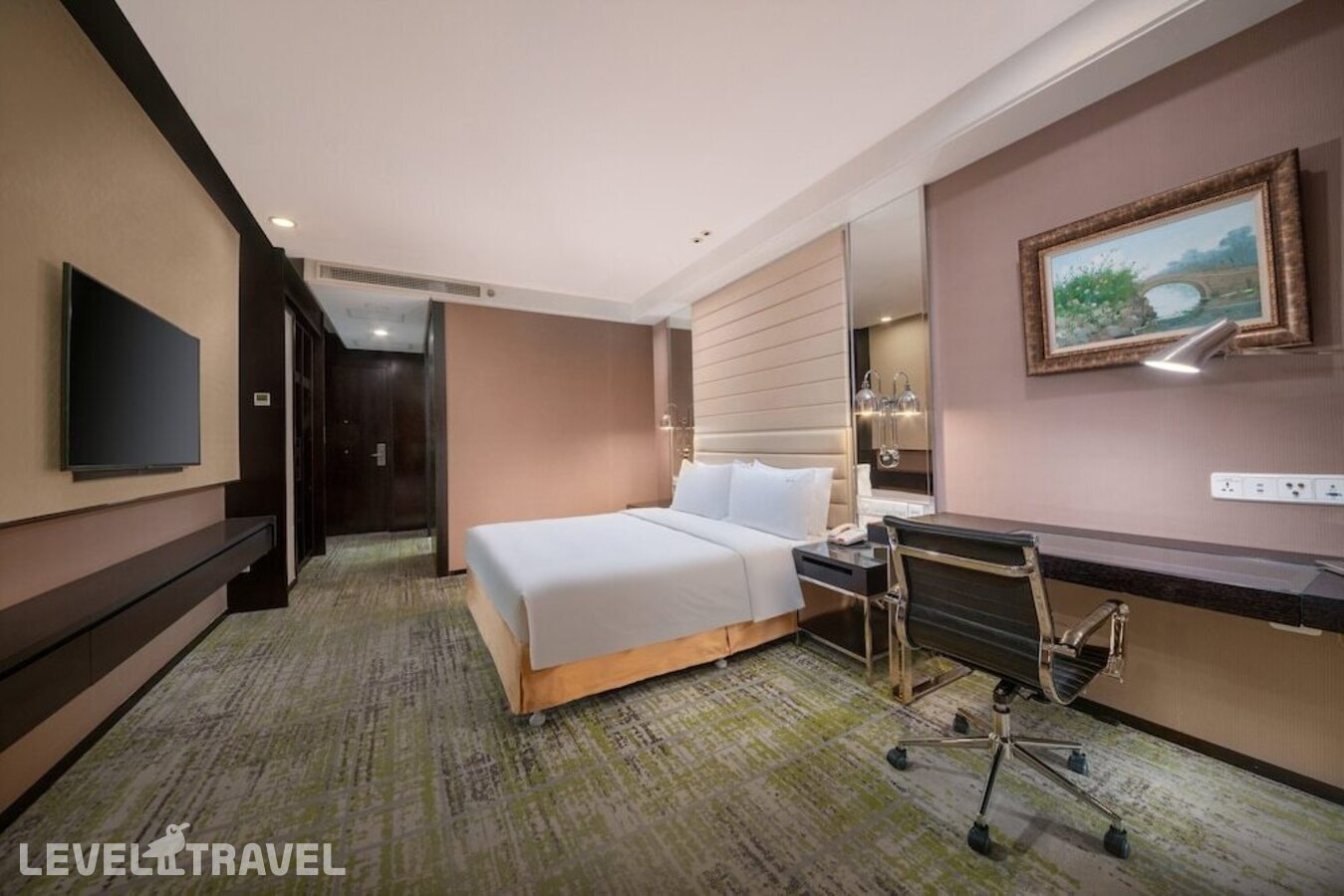 фотографии номера Стандартный номер отеля Holiday Inn Beijing Focus Square в Китай(Пекин) - фото №3