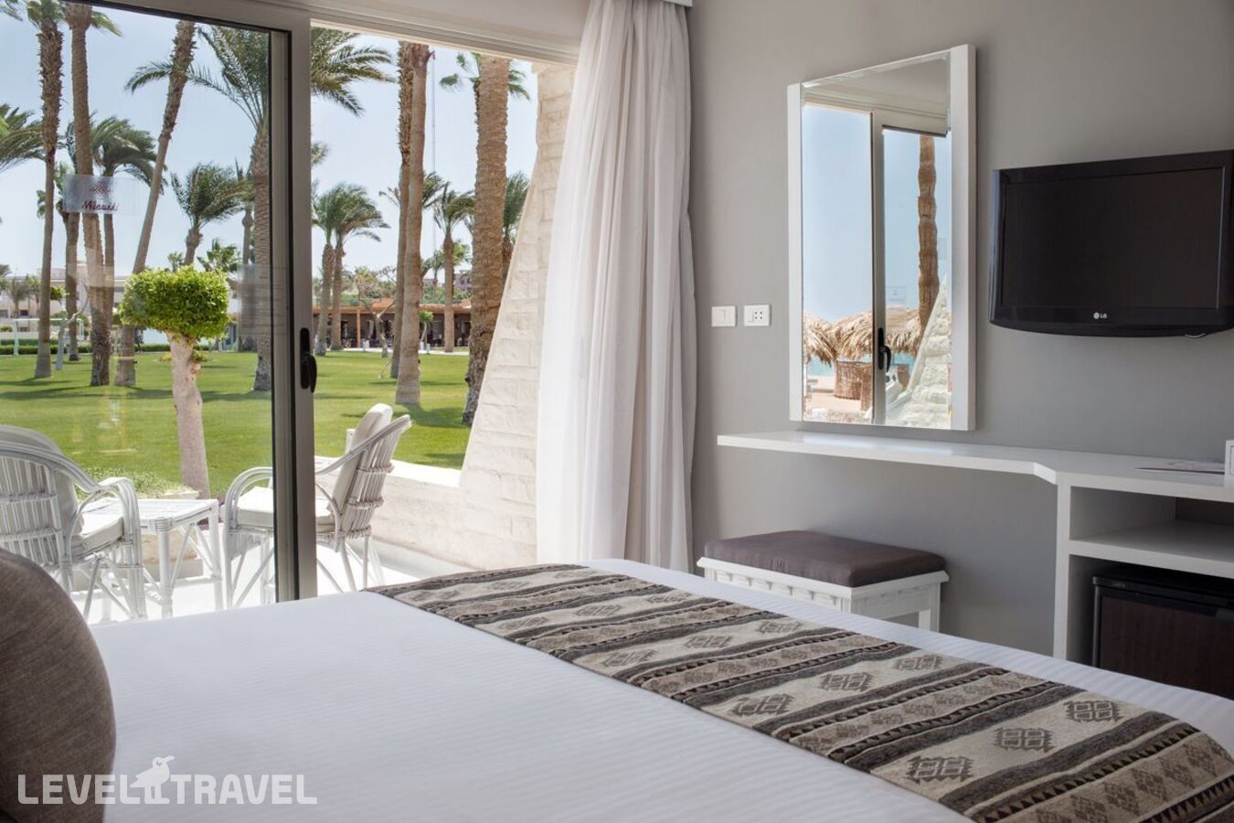 фотографии номера Номер Double Trouble с частичным видом на море отеля Meraki Resort Hurghada (Adults Only 16+) в Египет(Хургада (город)) - фото №4