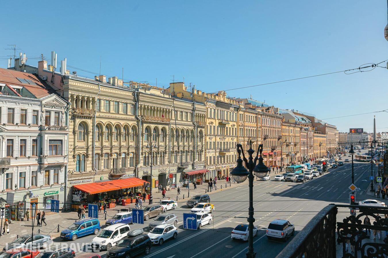 фотографии номера Люкс отеля Невский Форум в Россия(Центральный район) - фото №11