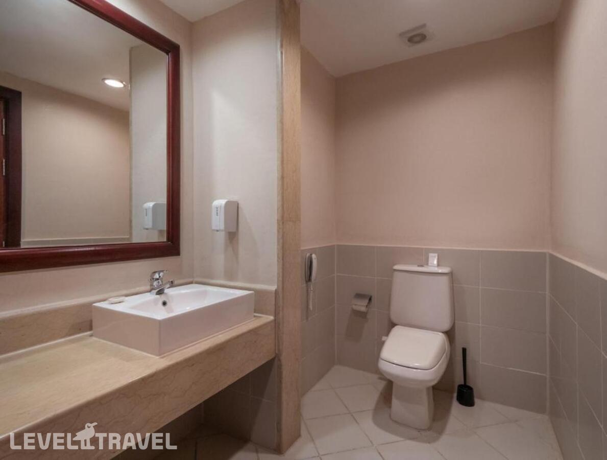 фотографии номера Улучшенный семейный с видом на бассейн отеля Srnty Sun Ray (Ex. Serenity Alma Heights) в Египет(Макади Бэй) - фото №4