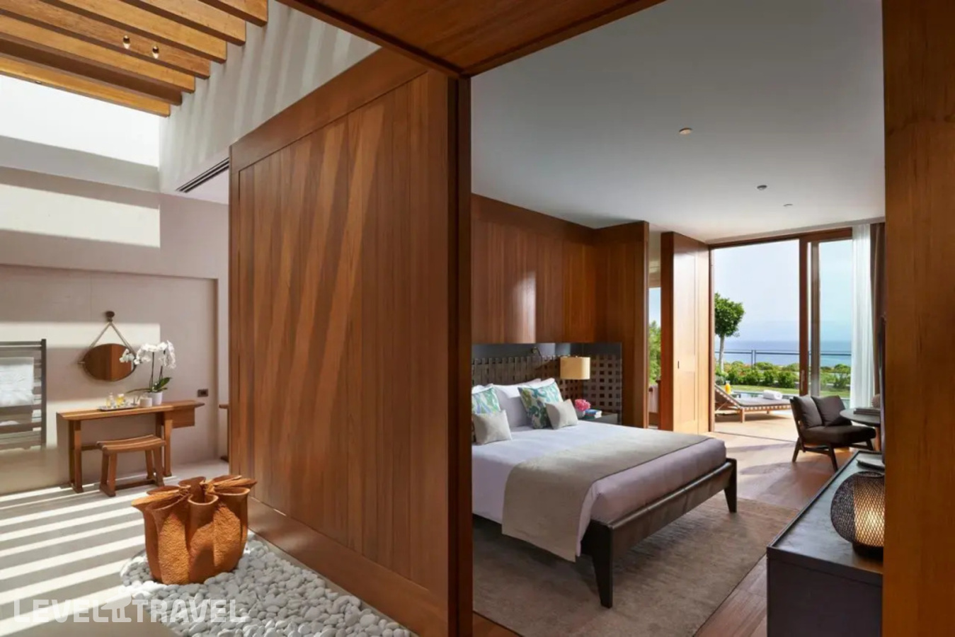 фотографии номера Люкс с видом на море отеля Mandarin Oriental Bodrum в Турция(Гёлькёй) - фото №1
