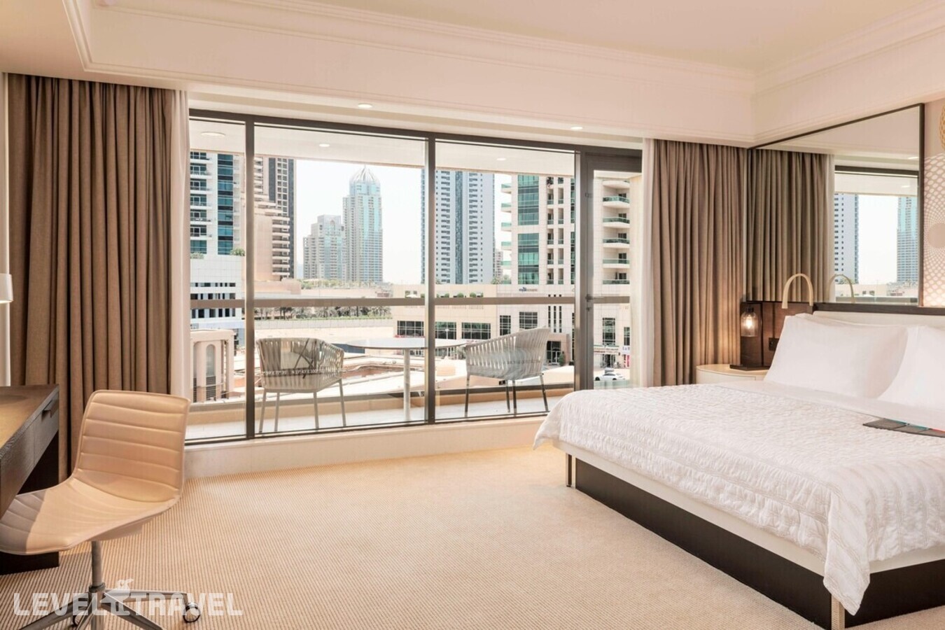 фотографии номера Люкс отеля Le Royal Meridien Jumeirah Beach в ОАЭ(Дубай Марина) - фото №6