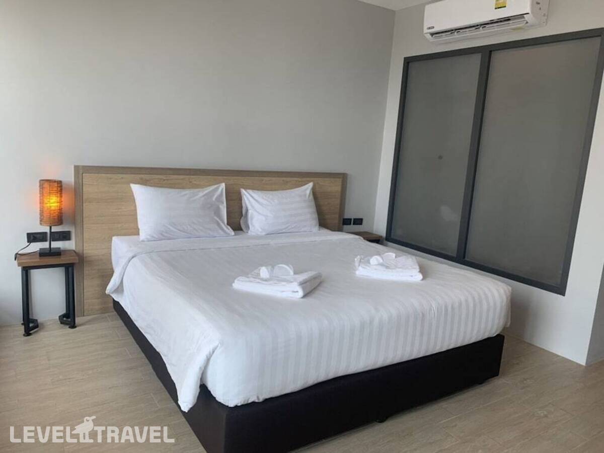 фотографии номера Улучшенный номер отеля Atom Phuket Hotel в Таиланд(Най Янг Бич) - фото №3