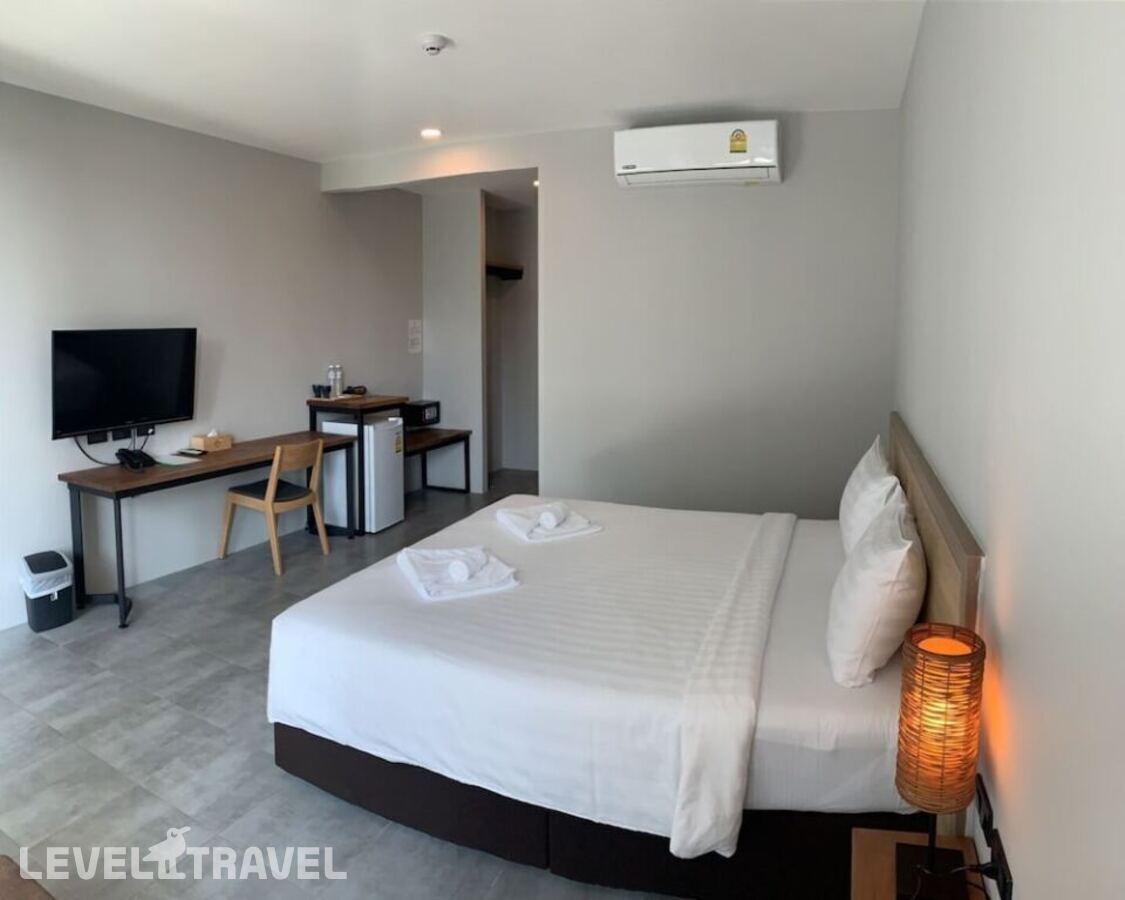фотографии номера Делюкс отеля Atom Phuket Hotel в Таиланд(Най Янг Бич) - фото №2