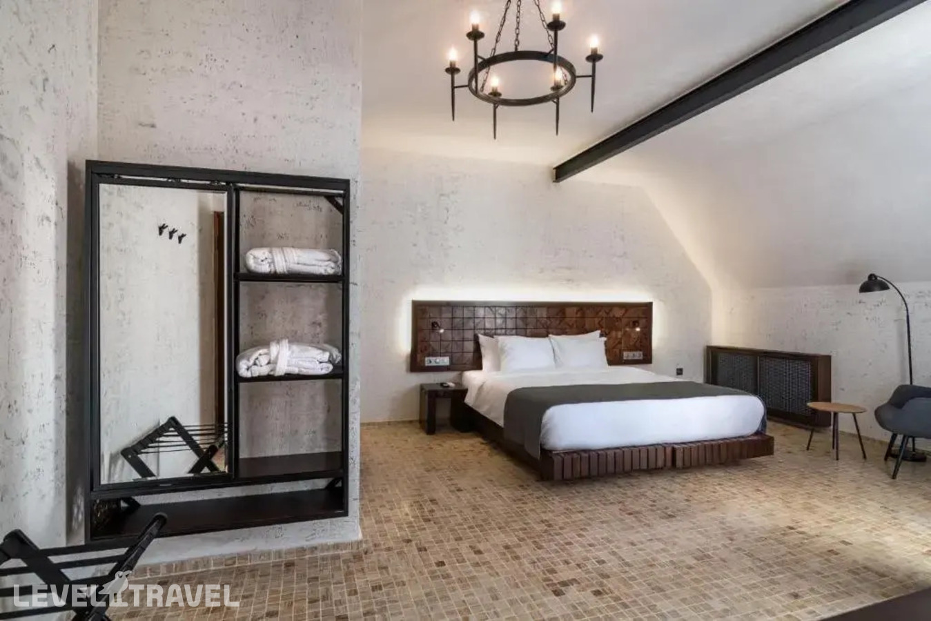 фотографии номера Делюкс (две односпальные кровати) отеля Kazma Boutique Hotel в Грузия(Тбилиси) - фото №1