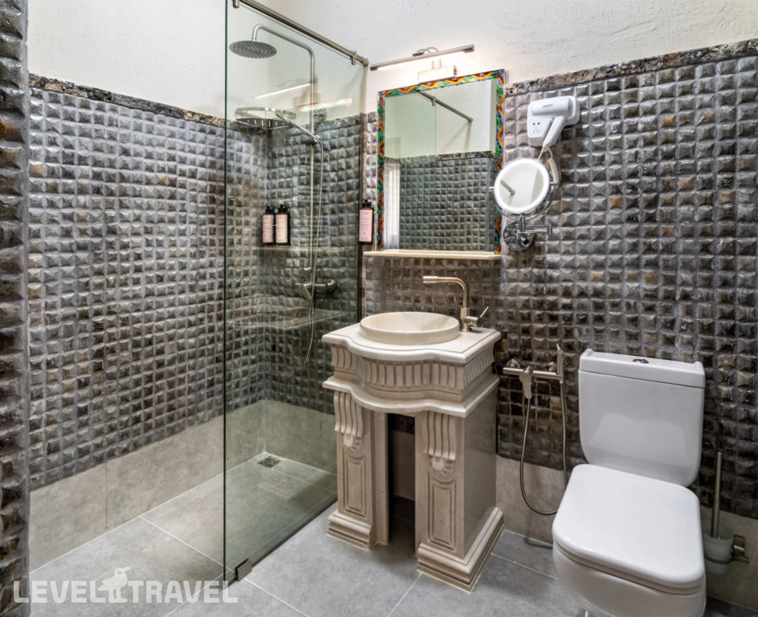 фотографии номера Люкс c 1 комнатой с видом на город отеля Kazma Boutique Hotel в Грузия(Тбилиси) - фото №5