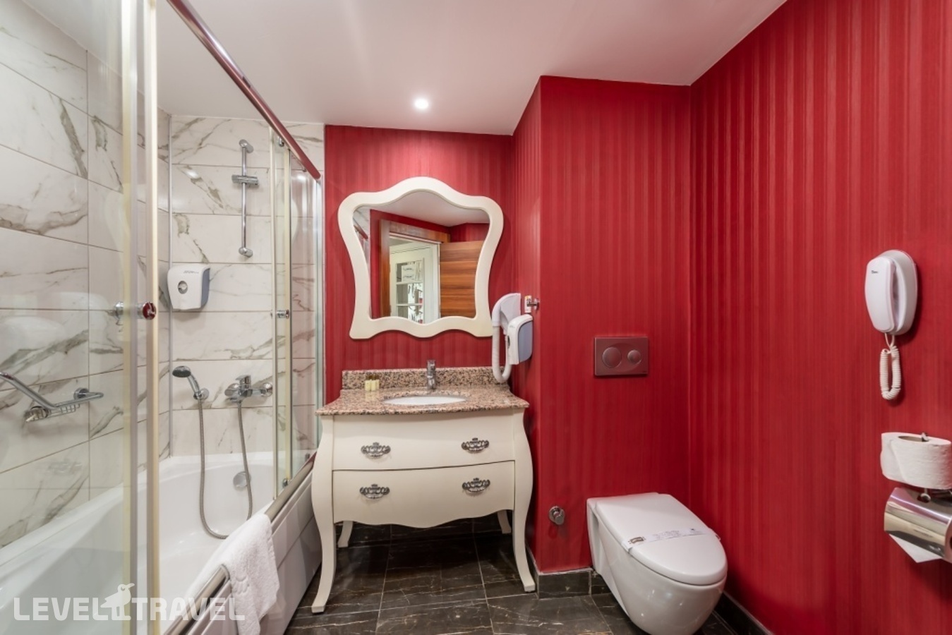 фотографии номера Семейный с видом на окрестности отеля Vikingen Infinity Resort & Spa в Турция(Тюрклер) - фото №3