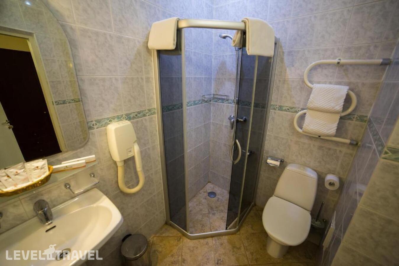 фотографии номера Стандартный номер отеля Парк-Отель Анапа в Россия(Анапа-центр) - фото №11