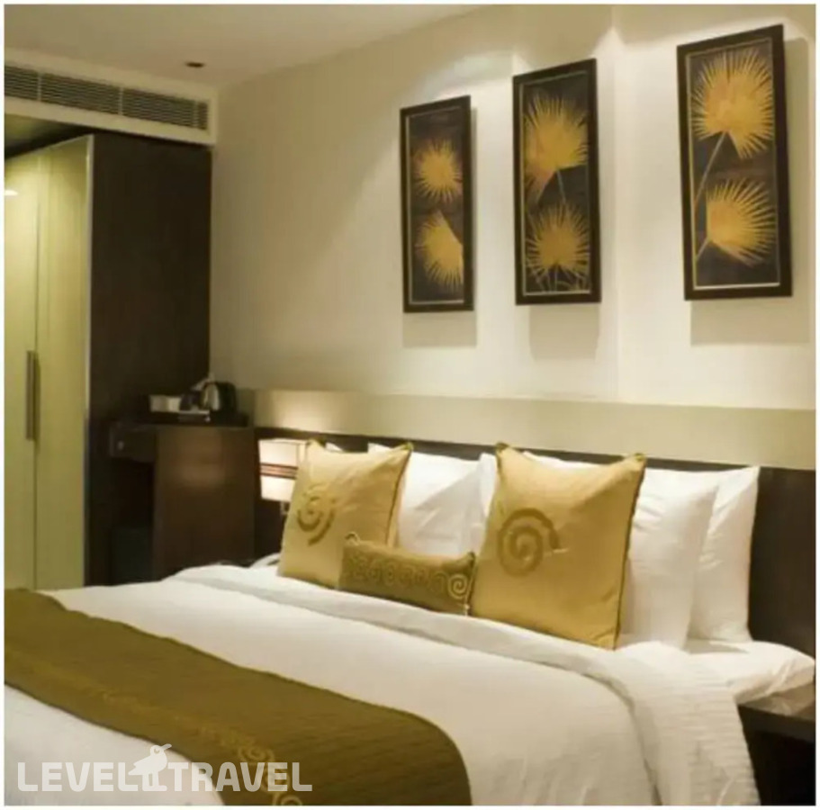 фотографии номера Клубный номер отеля Shervani Nehru Palace Hotel в Индия(Нью-Дели) - фото №3