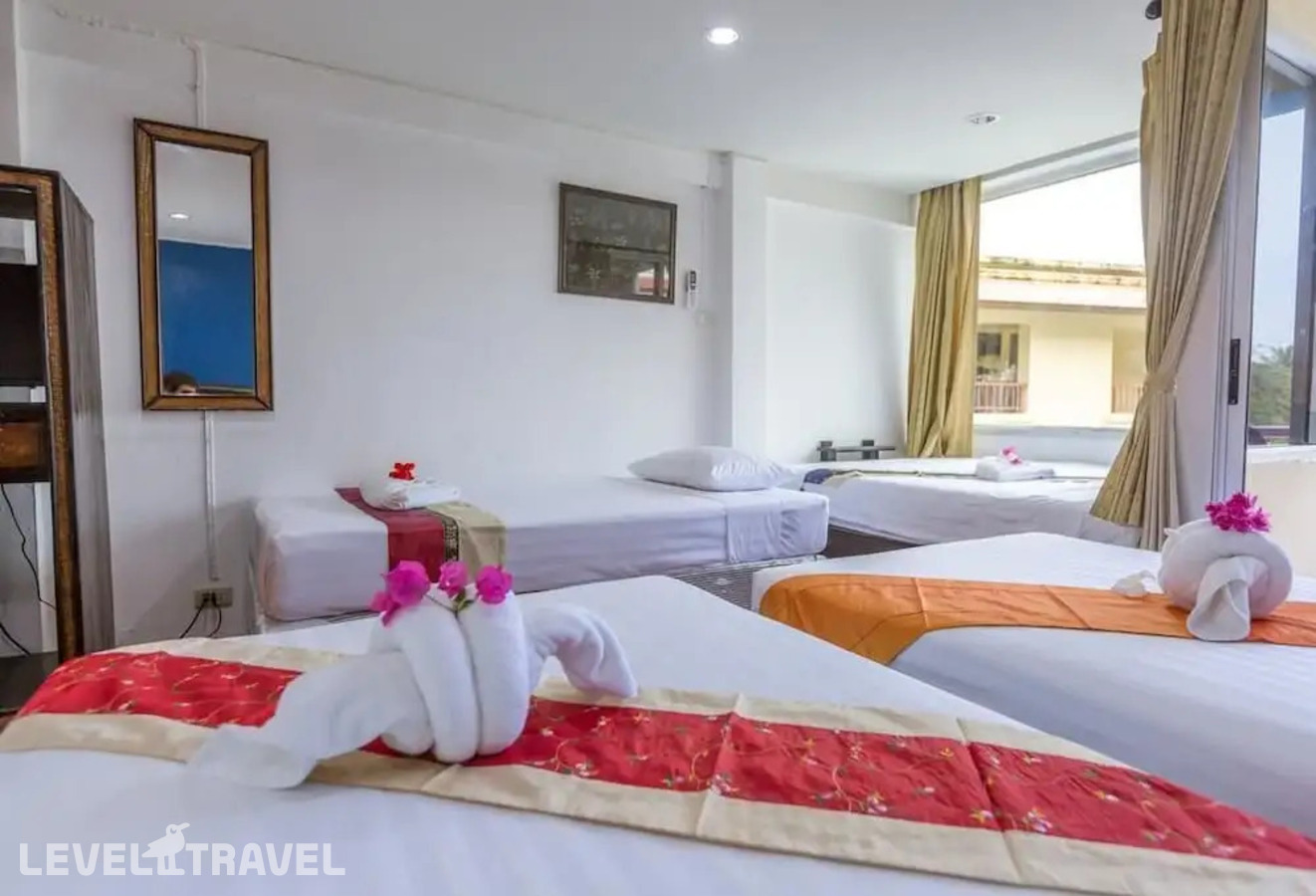 фотографии номера Семейный люкс с видом на сад отеля Porterhouse Beach Hotel в Таиланд(Патонг Бич) - фото №6
