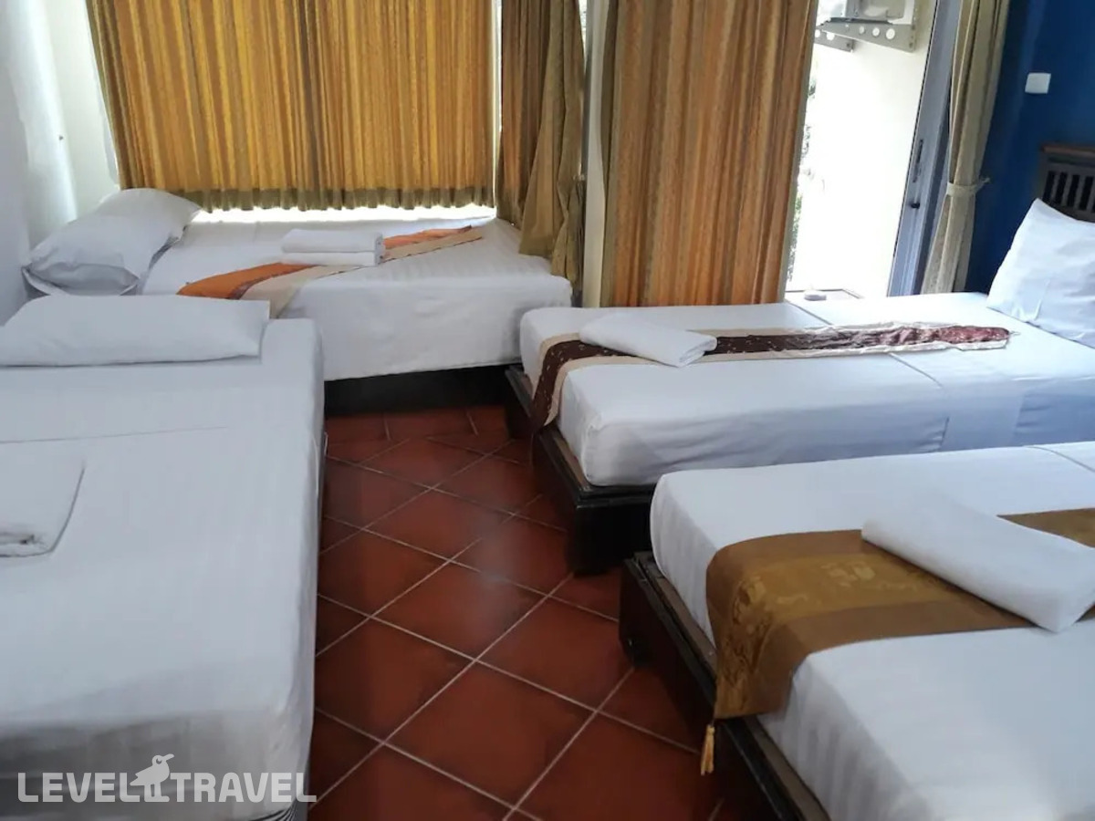 фотографии номера Семейный люкс с видом на сад отеля Porterhouse Beach Hotel в Таиланд(Патонг Бич) - фото №4