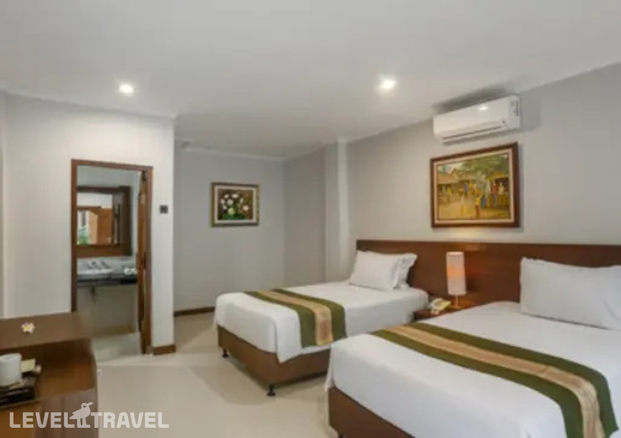 фотографии номера Улучшенный номер отеля Adi Dharma Hotel Legian в Индонезия(Легиан) - фото №2