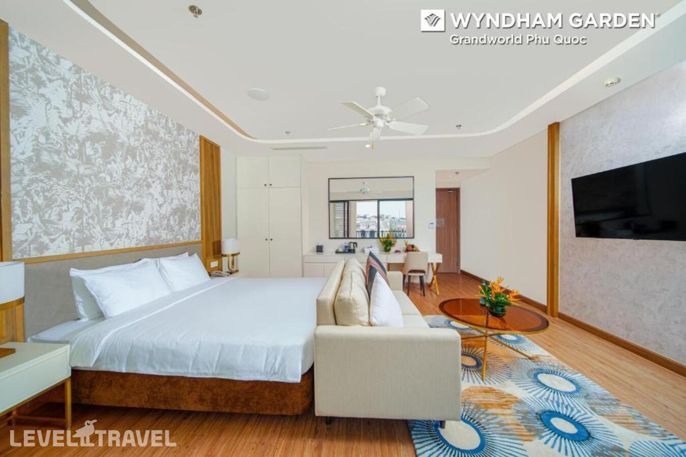 фотографии номера Студия люкс отеля Wyndham Garden Grandworld Phu Quoc в Вьетнам(Фукуок) - фото №5
