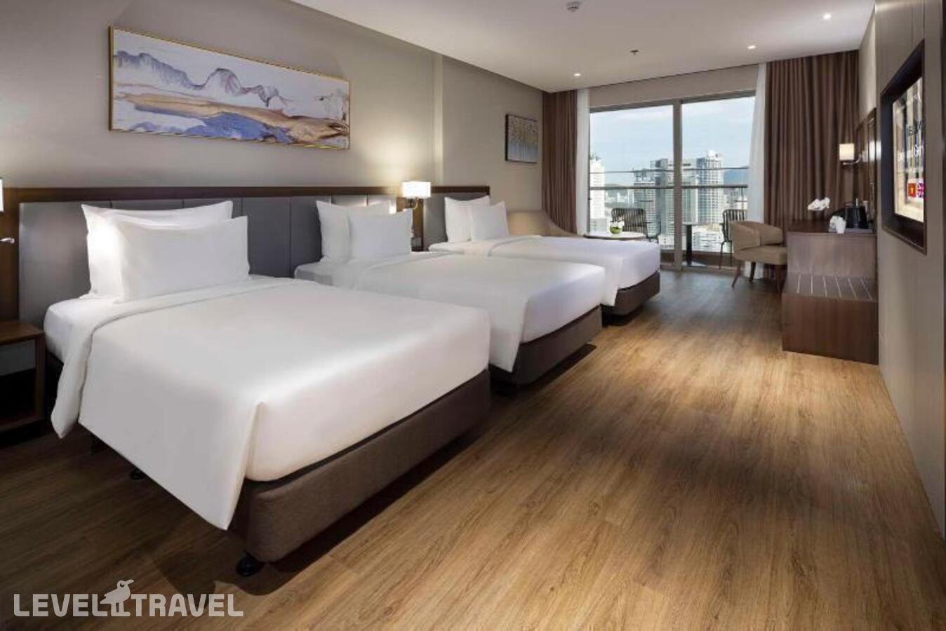 фотографии номера Трехместный улучшенный отеля Annova Hotel Nha Trang в Вьетнам(Нячанг) - фото №3