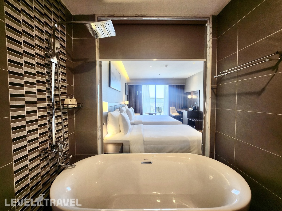 фотографии номера Трехместный делюкс отеля Annova Hotel Nha Trang в Вьетнам(Нячанг) - фото №4