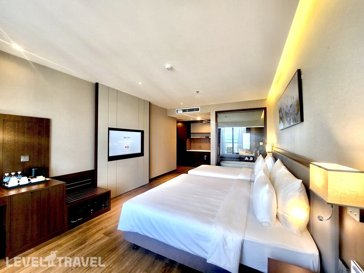 фотографии номера Трехместный делюкс отеля Annova Hotel Nha Trang в Вьетнам(Нячанг) - фото №3
