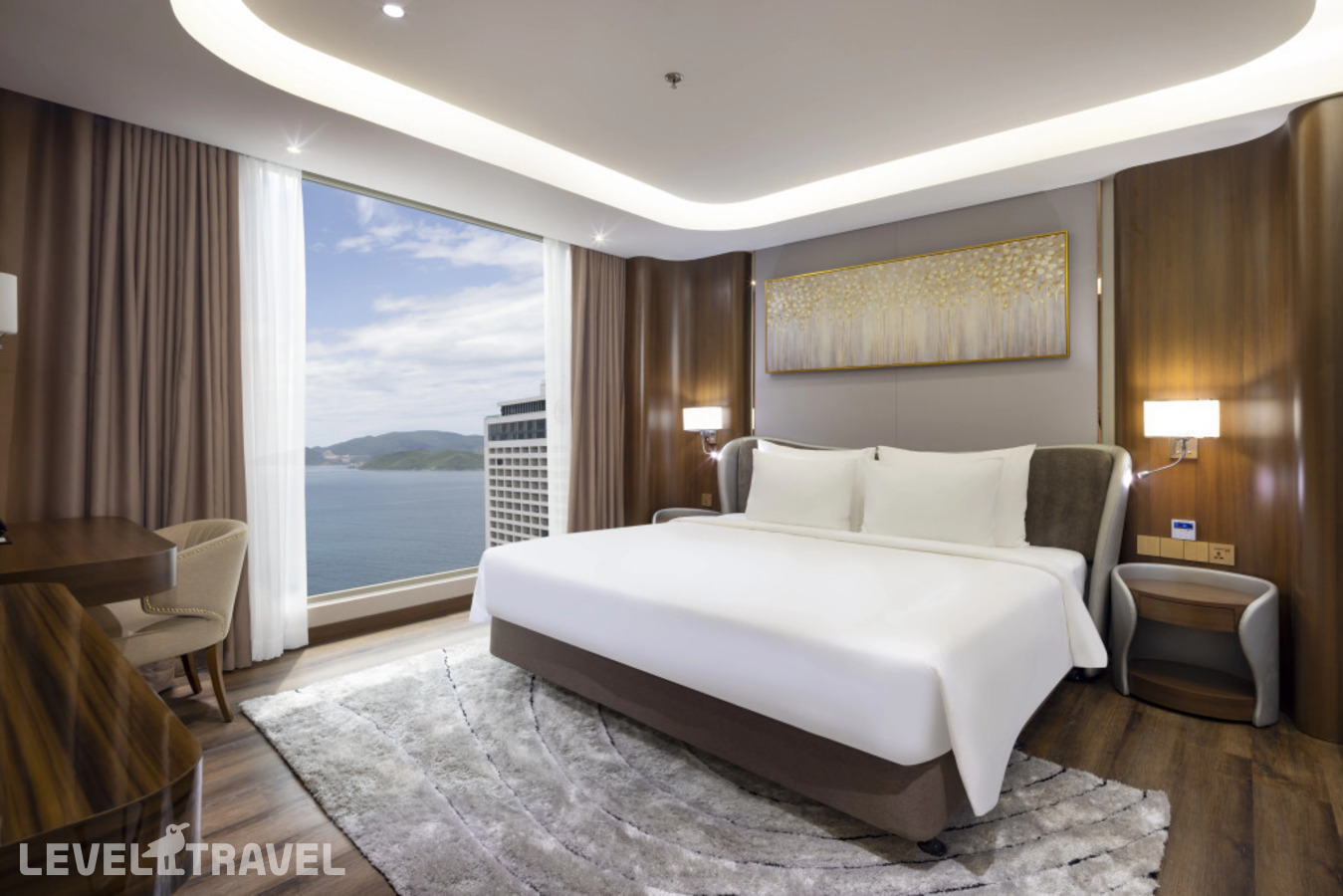 фотографии номера Люкс Marylin отеля Annova Hotel Nha Trang в Вьетнам(Нячанг) - фото №1