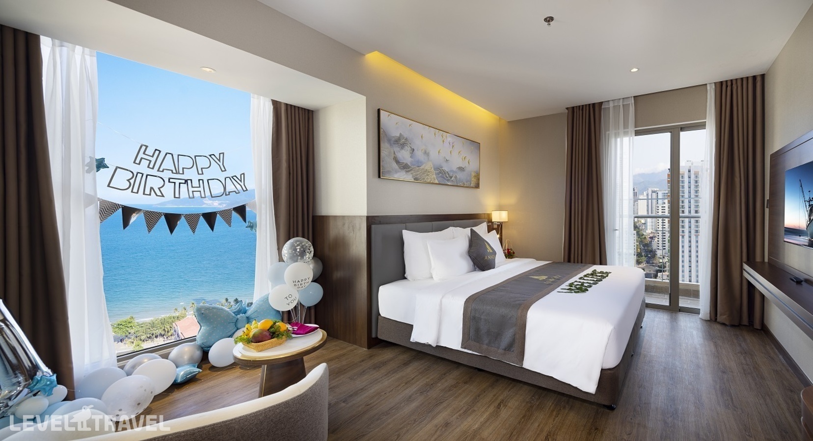 фотографии номера Делюкс премьер отеля Annova Hotel Nha Trang в Вьетнам(Нячанг) - фото №1