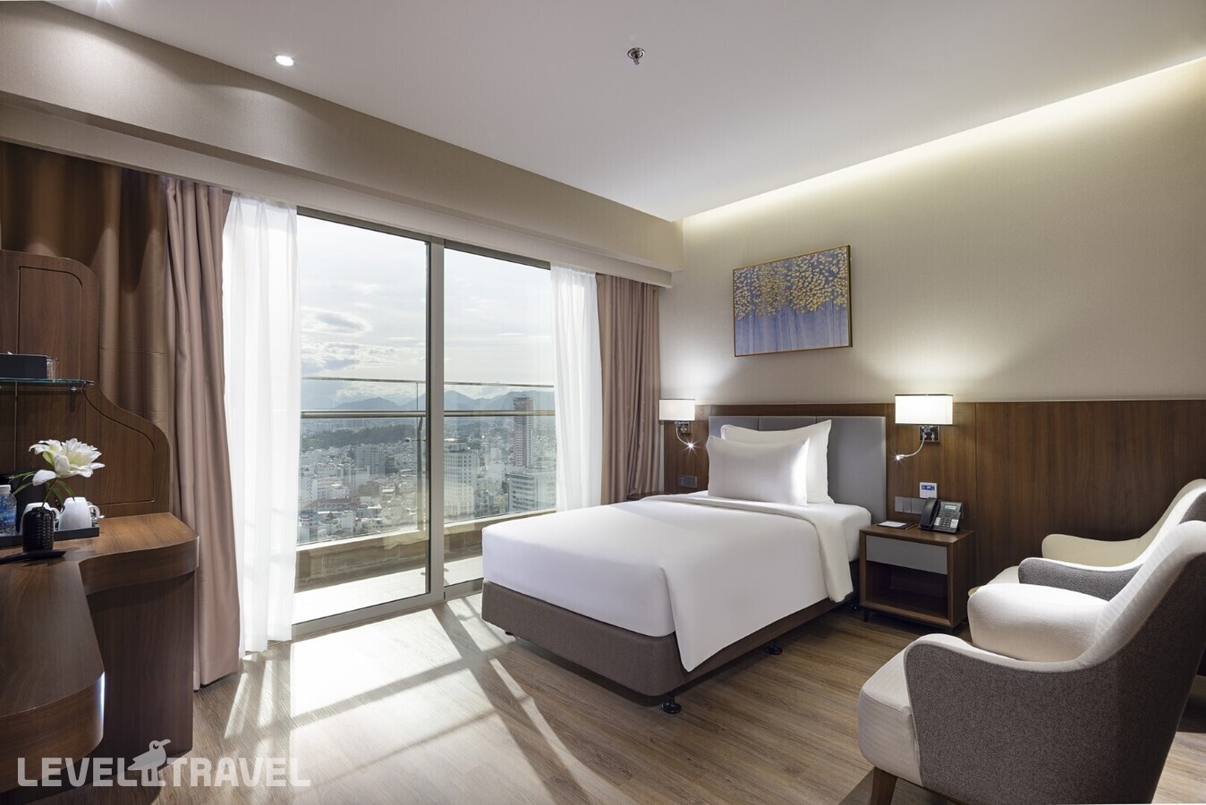 фотографии номера Трехместный семейный отеля Annova Hotel Nha Trang в Вьетнам(Нячанг) - фото №1