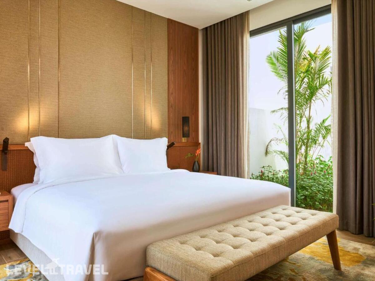 фотографии номера Вилла с видом на озеро (2 спальни) отеля Mövenpick Villas & Residences Phu Quoc в Вьетнам(Фукуок) - фото №2