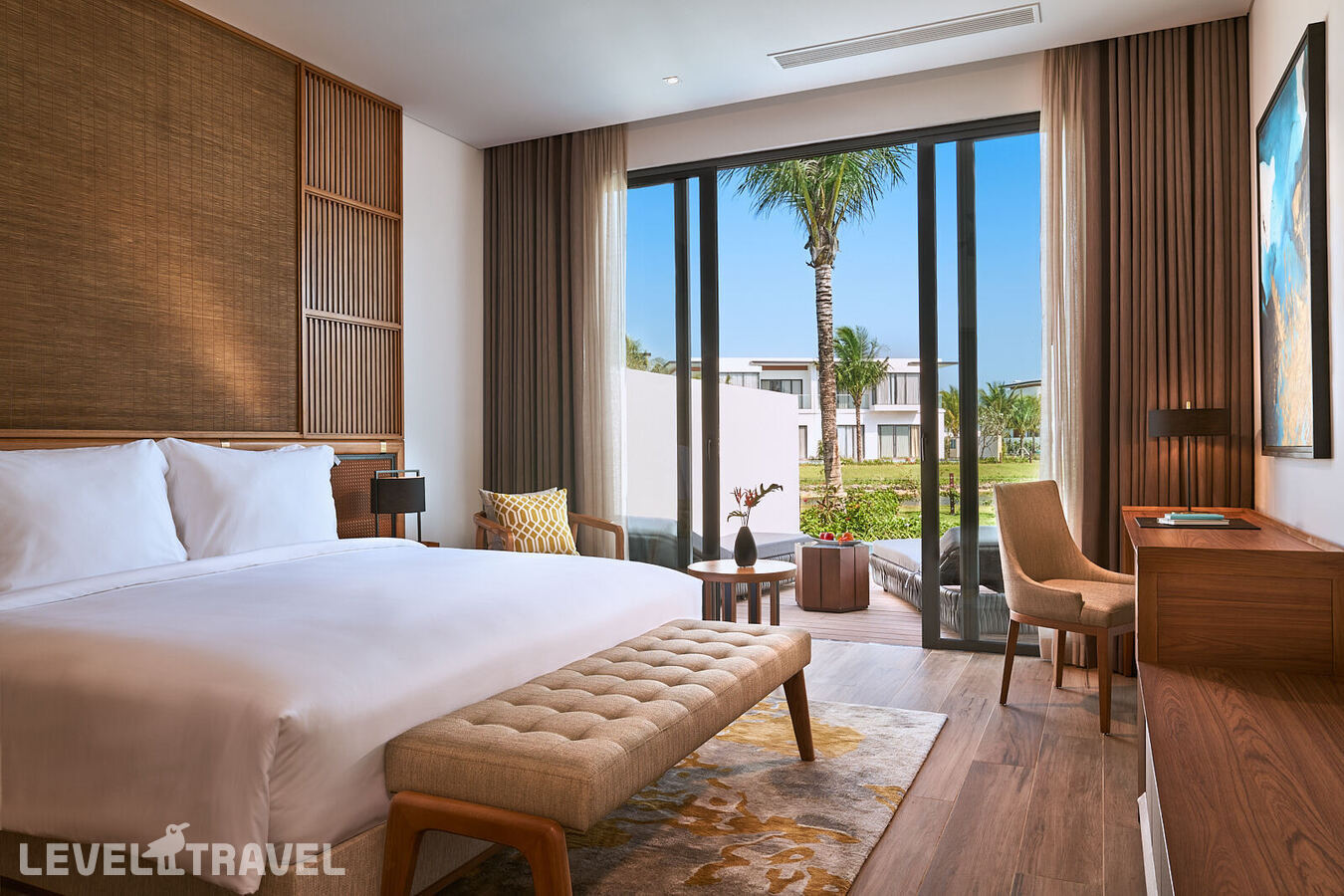 фотографии номера Вилла семейная (3 спальни) отеля Mövenpick Villas & Residences Phu Quoc в Вьетнам(Фукуок) - фото №5