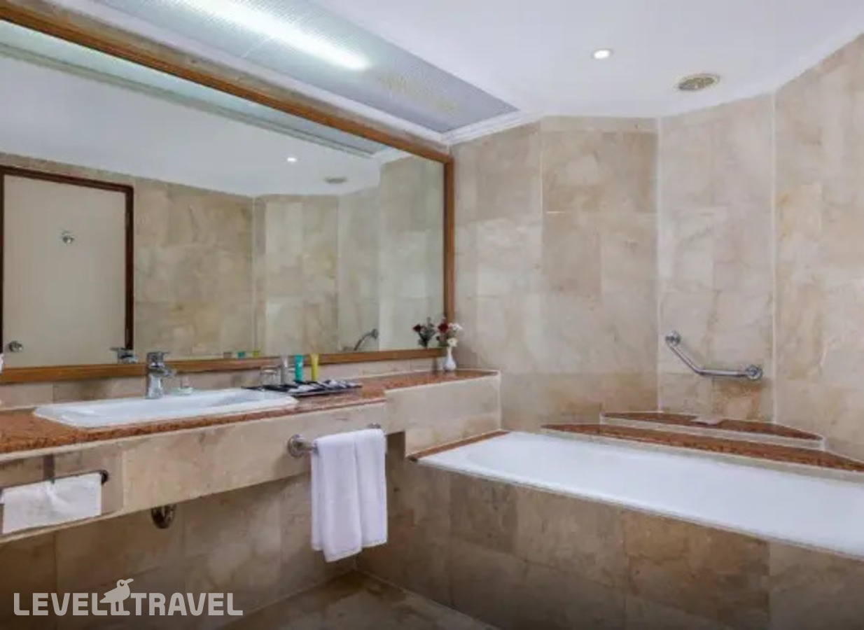 фотографии номера Полулюкс отеля Prama Sanur Beach Bali (Ex. Sanur Beach Bali) в Индонезия(Санур) - фото №3