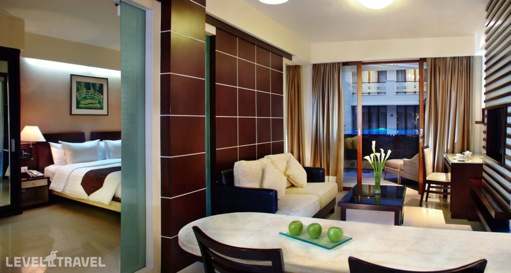 фотографии номера Люкс Премьер отеля Aston Kuta Hotel Residence в Индонезия(Кута) - фото №3