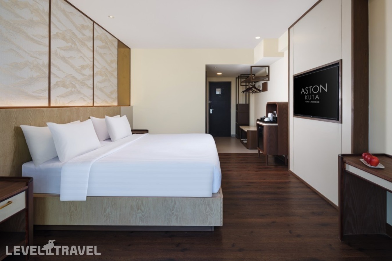 фотографии номера Номер Deluxe Premier отеля Aston Kuta Hotel Residence в Индонезия(Кута) - фото №1