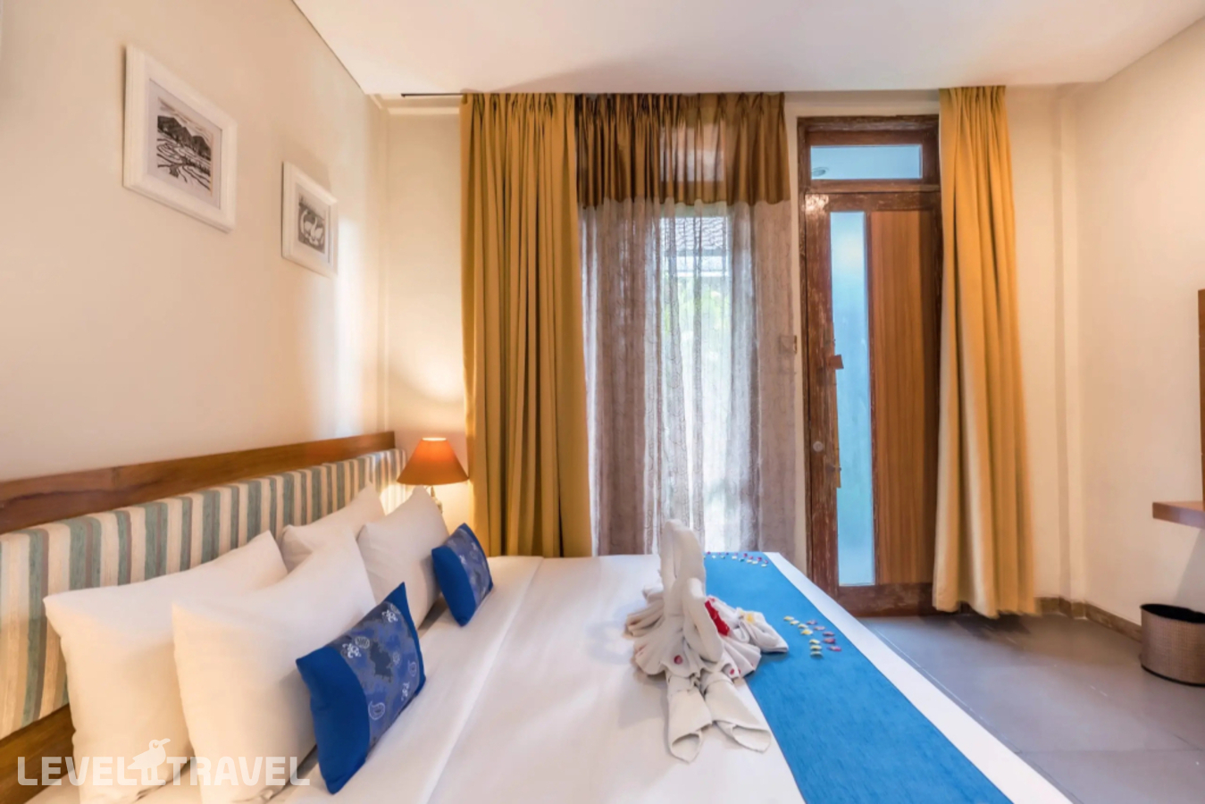 фотографии номера Улучшенный номер отеля Pondok Sari Hotel Kuta в Индонезия(Кута) - фото №1