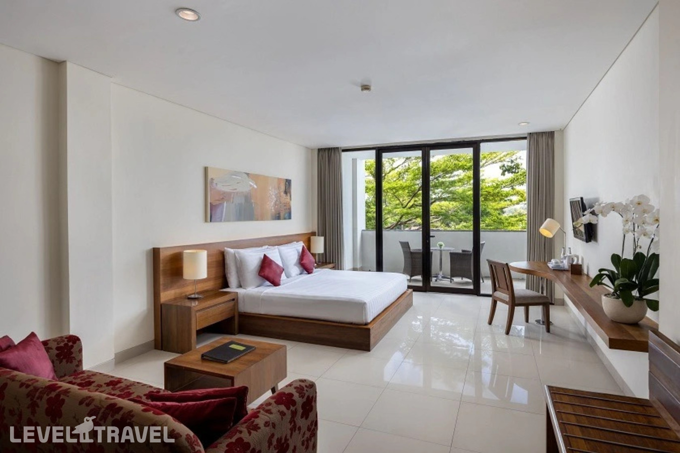 фотографии номера Полулюкс с балконом отеля Taksu Sanur Hotel в Индонезия(Санур) - фото №1