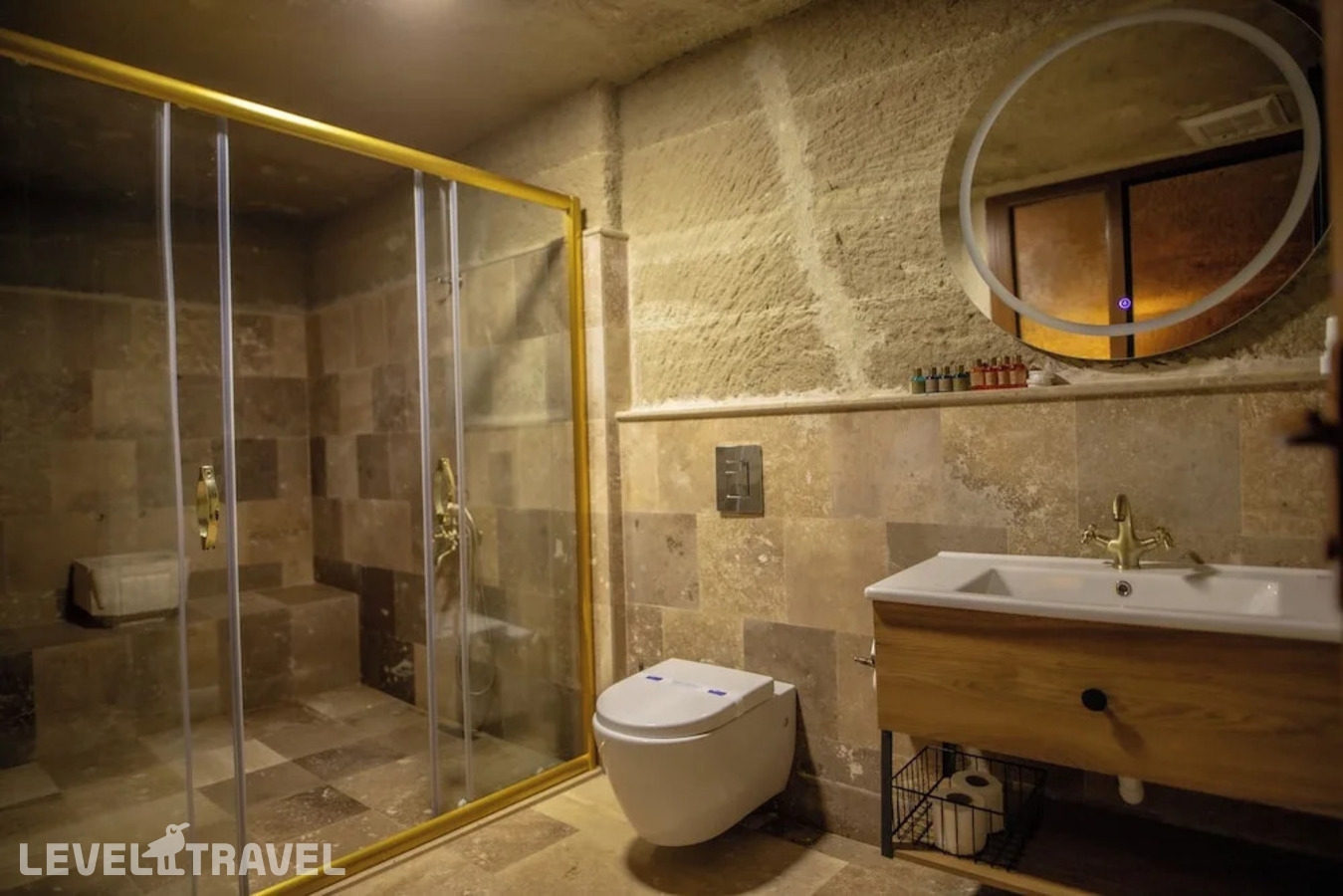 фотографии номера Четырехместный делюкс отеля Guven Cave Hotel в Турция(Гёреме) - фото №4