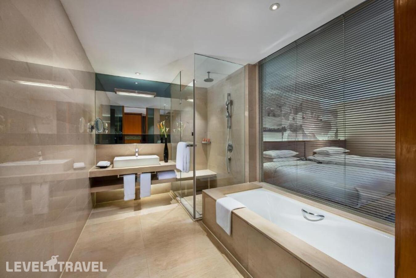 фотографии номера Двухместный номер High Floor Standard 2 отдельные кровати отеля Crowne Plaza Beijing Sun Palace в Китай(Пекин) - фото №2