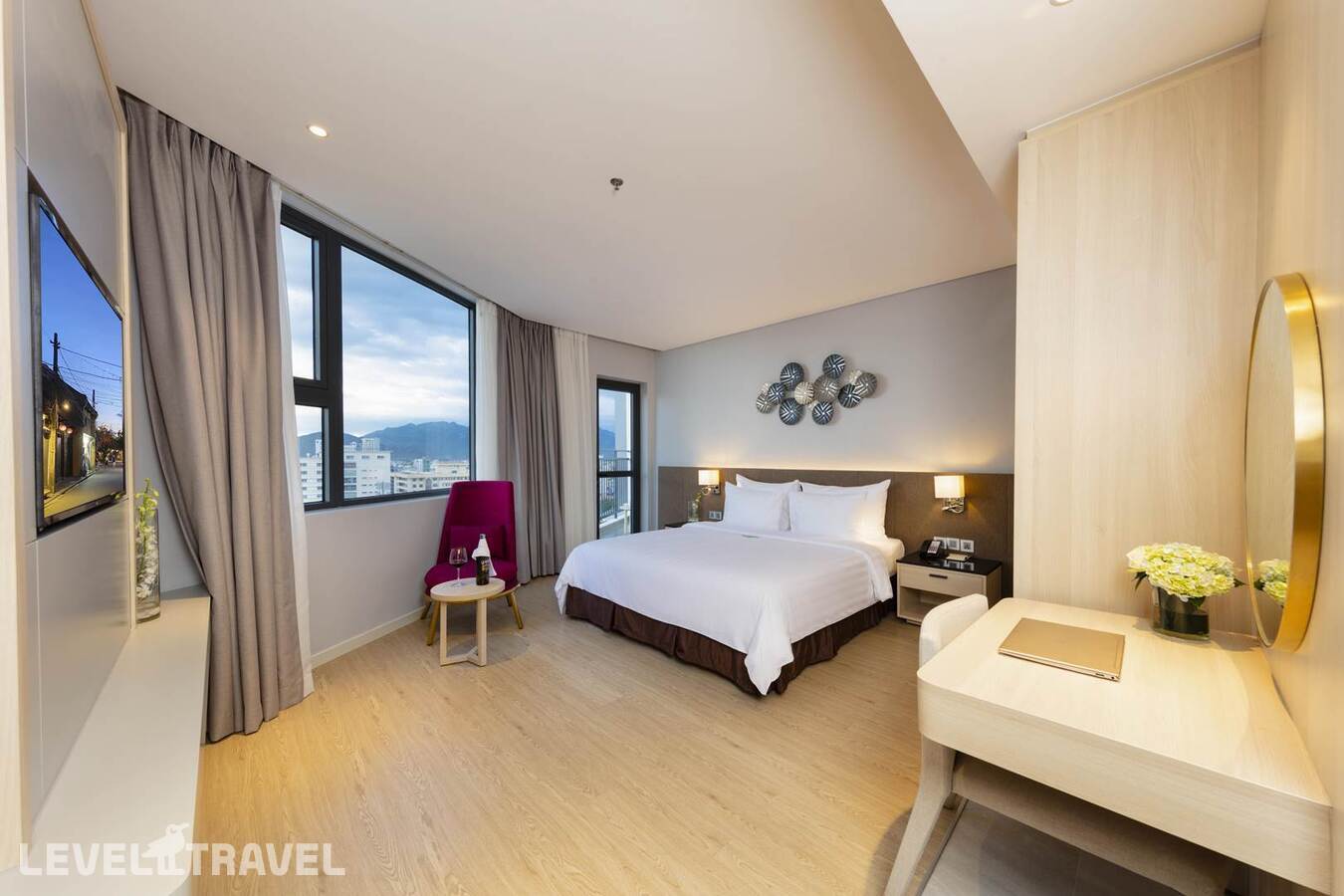 фотографии номера Делюкс Гранд с видом на море отеля D'Qua Hotel в Вьетнам(Нячанг) - фото №5