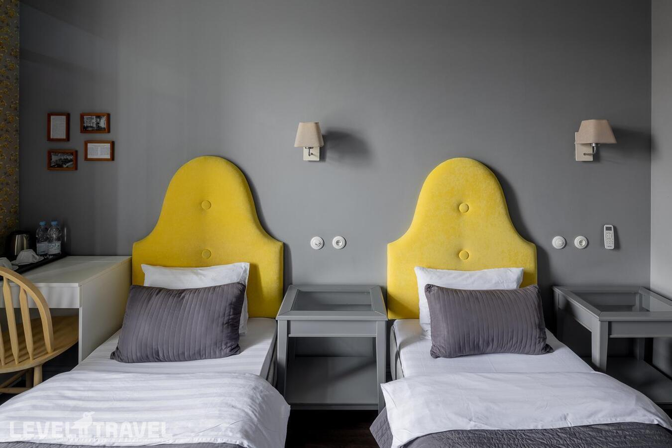 фотографии номера Стандартный (две односпальные кровати) отеля Offenbacher Hotel в Россия(Центральный район) - фото №35