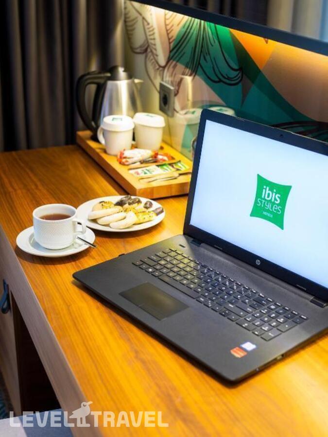 фотографии номера Стандартный номер отеля Ibis Styles Istanbul Atasehir в Турция(Аташехир) - фото №3