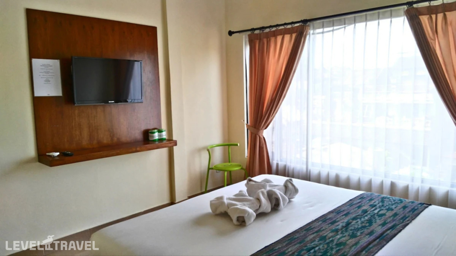 фотографии номера Делюкс отеля Nyoman Badri Homestay в Индонезия(Убуд) - фото №14